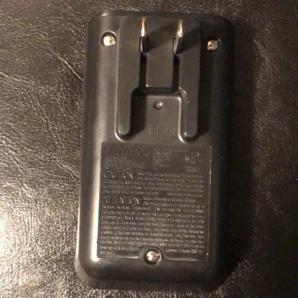 Energizer NiMH Battery Charger for AA & AAA Batteries (CHP42US)